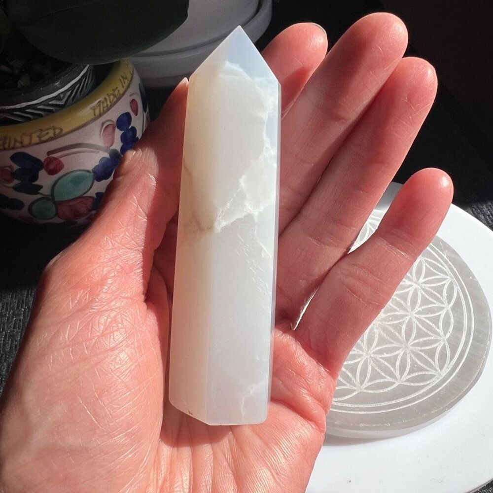 Milk Quartz Crystal Tower Meditation Stone - Picture 2 of 13